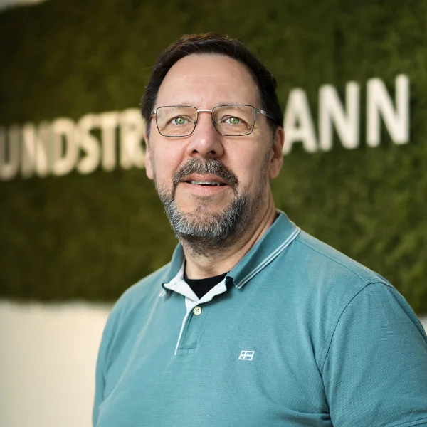 Dirk Fenselau